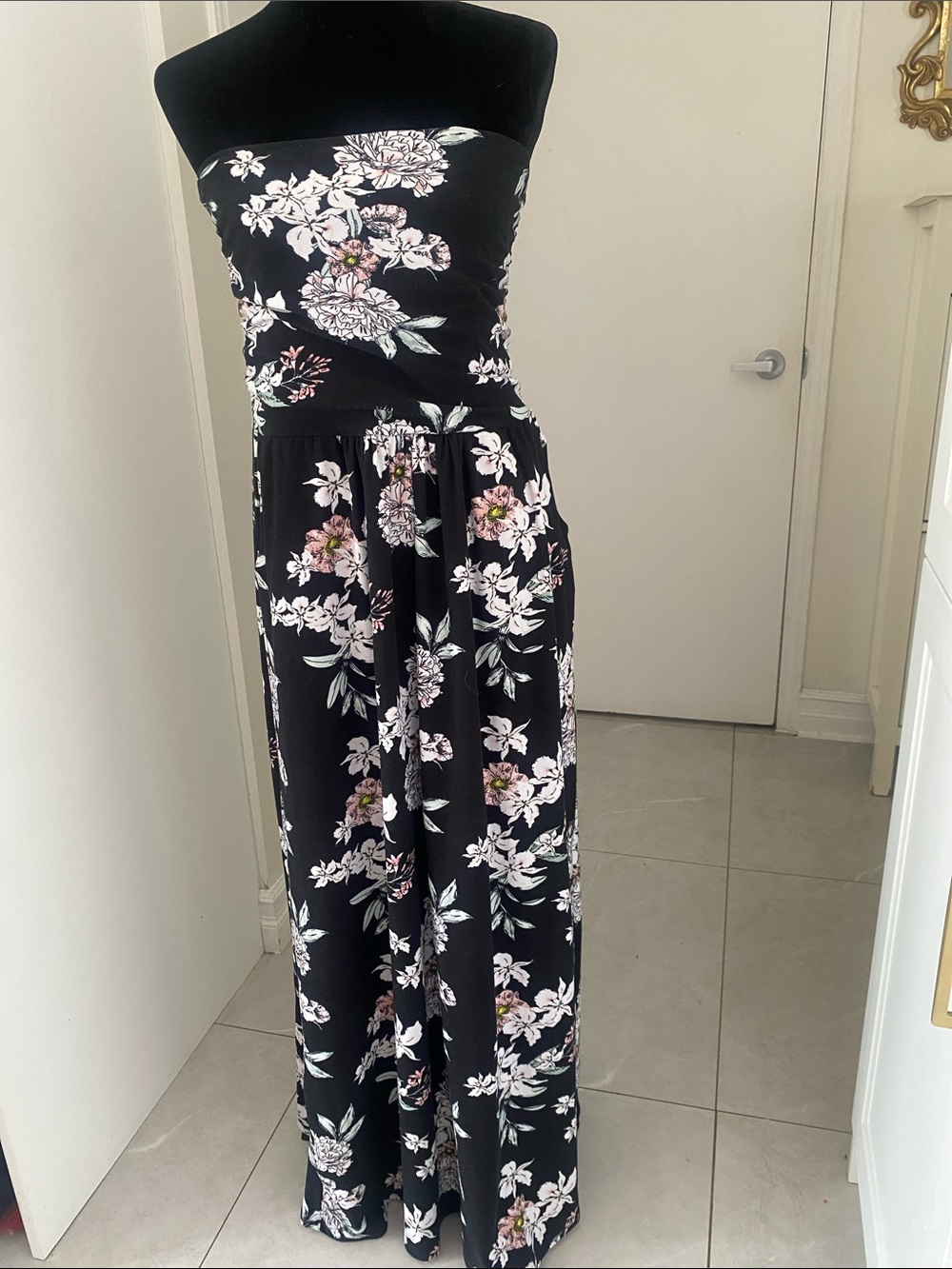 Streetwear Society Black Floral Strapless Maxi Summer Dress w pockets Size Large
